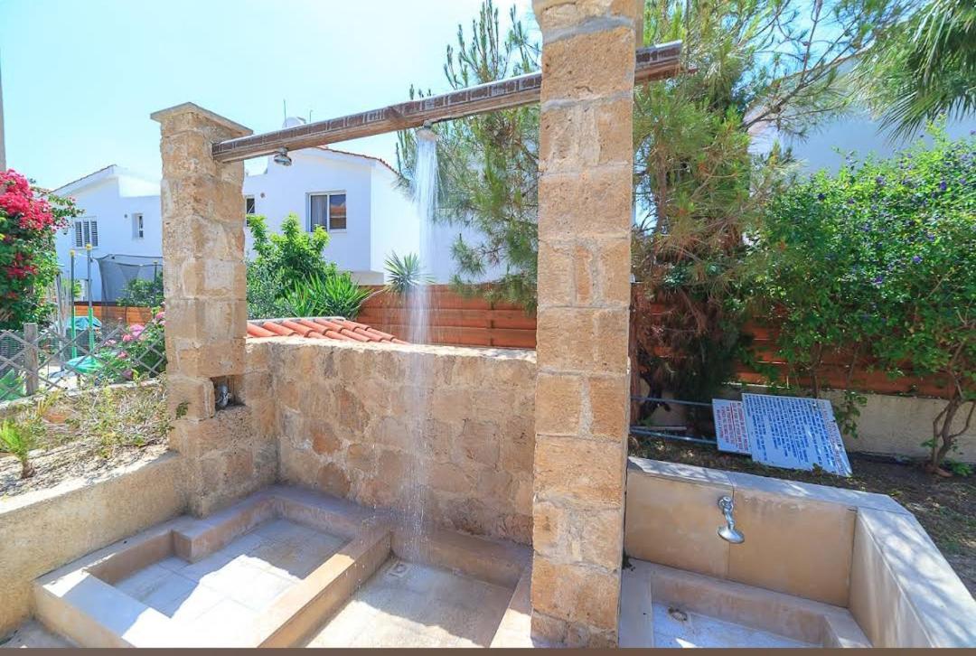 Eden Gardens Villa Пафос Екстериор снимка