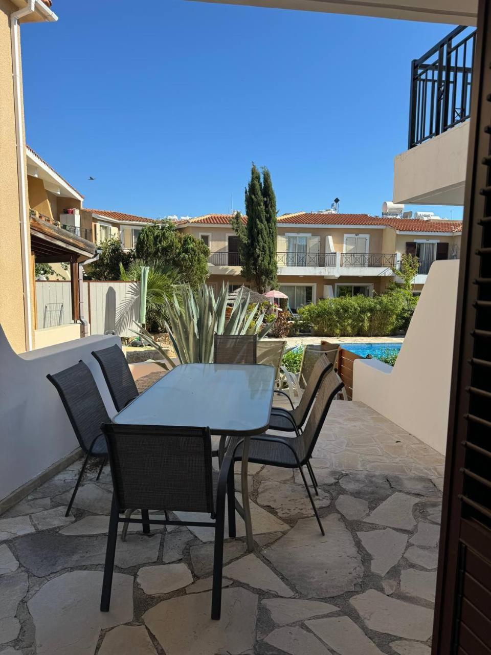 Eden Gardens Villa Пафос Екстериор снимка